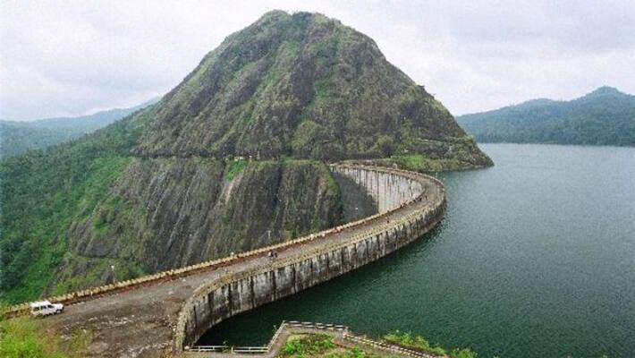 Water level in Idukki dam is rising, KSEB convenes a meeting to assess the situation Water level in Idukki dam is rising, KSEB convenes a meeting to assess the situation