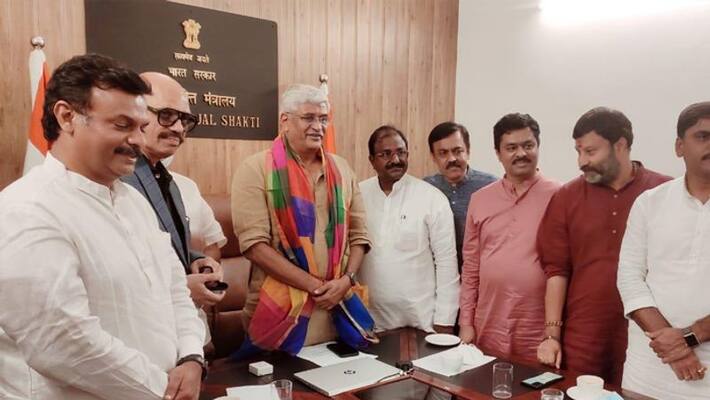 ap bjp leaders meet jal shakti minister gajendra singh shekhawat ksp ap bjp leaders meet jal shakti minister gajendra singh shekhawat ksp
