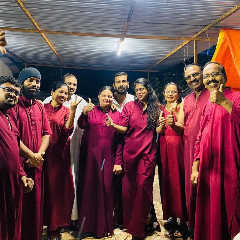 ಎಲ್ಲದರೊಳಗೆ ಇದ್ದುಕೊಂಡು ಬದುಕನ್ನು ಹೆಚ್ಚು ಸಂತೋಷಮಯವಾಗಿ ಅರ್ಥಪೂರ್ಣವಾಗಿ ಬದುಕುವುದು ಎಂದು ಚೈತ್ರಾ ತಿಳಿಸಿದ್ದಾರೆ.