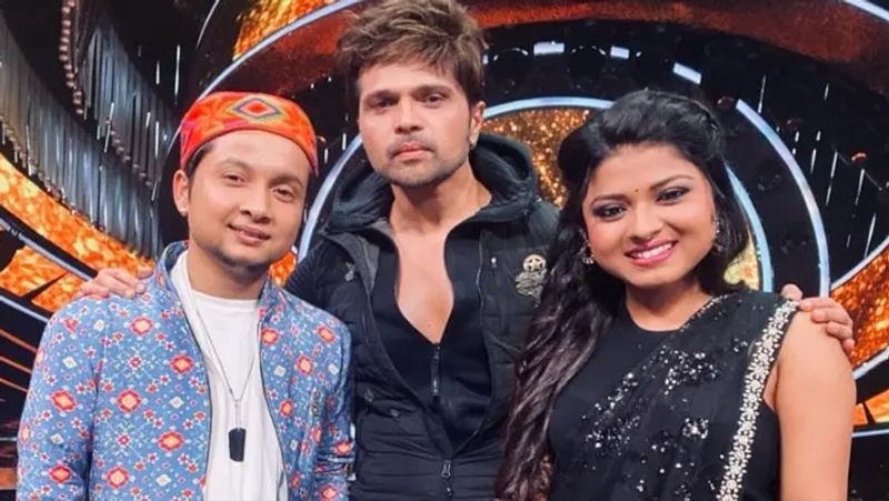 himesh reshammiya birthday life facts about bollywood singer KPJ