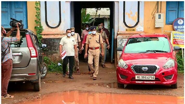 kerala police will submit report to central agencies seeking enquiry in kodakara case kerala police will submit report to central agencies seeking enquiry in kodakara case