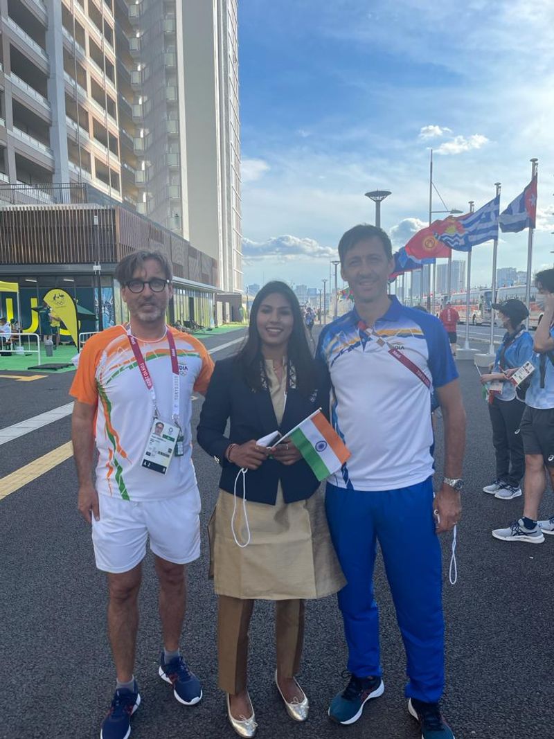 Indian athletes team in Olympics Opening Ceremony pics CRA