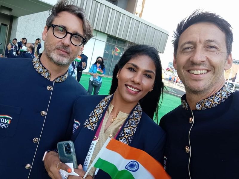 Indian athletes team in Olympics Opening Ceremony pics CRA