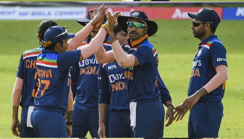 Team India lost after too many fielding mistakes in third ODI against SriLanka CRA