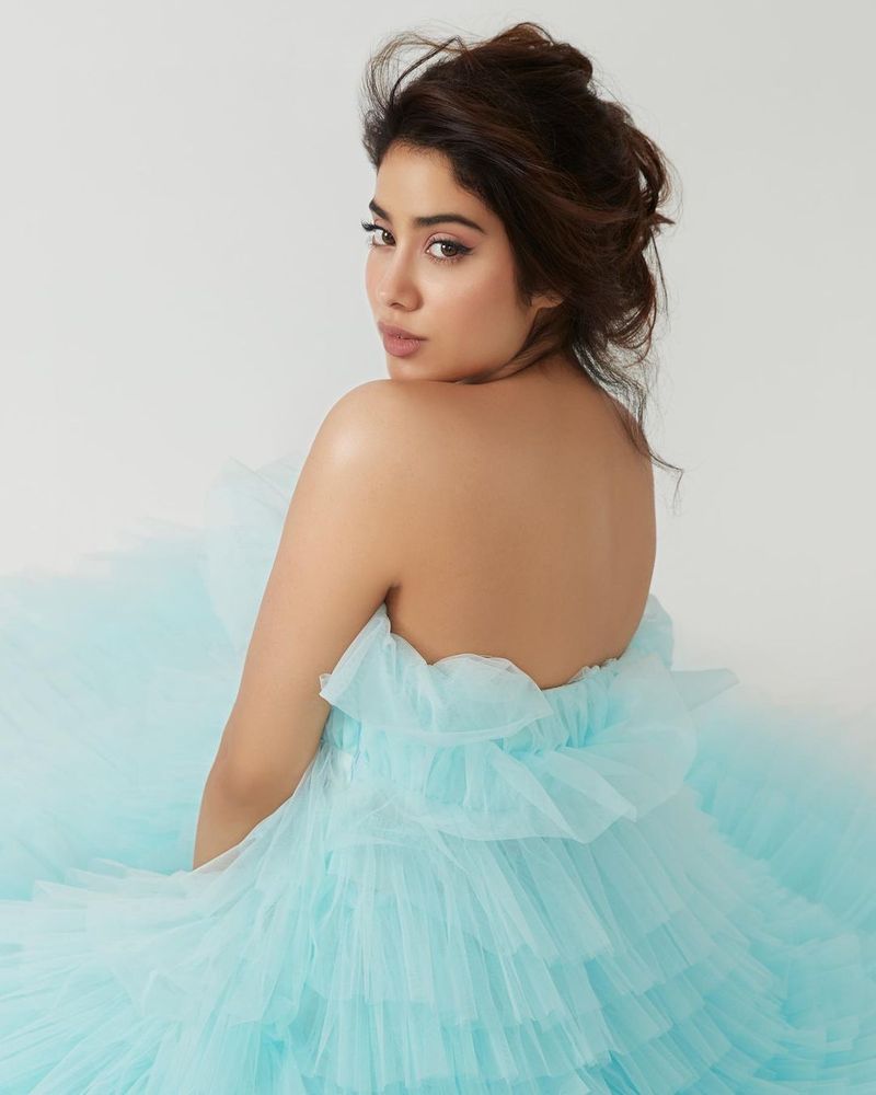 janvi kapoor latest hot stylish stunning dress photo shoot