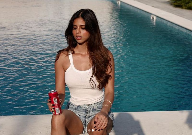 not karan Johar Shah Rukh Khans daughter Suhana Khan to be launched by Zoya Akhtar in Bollywood BRD