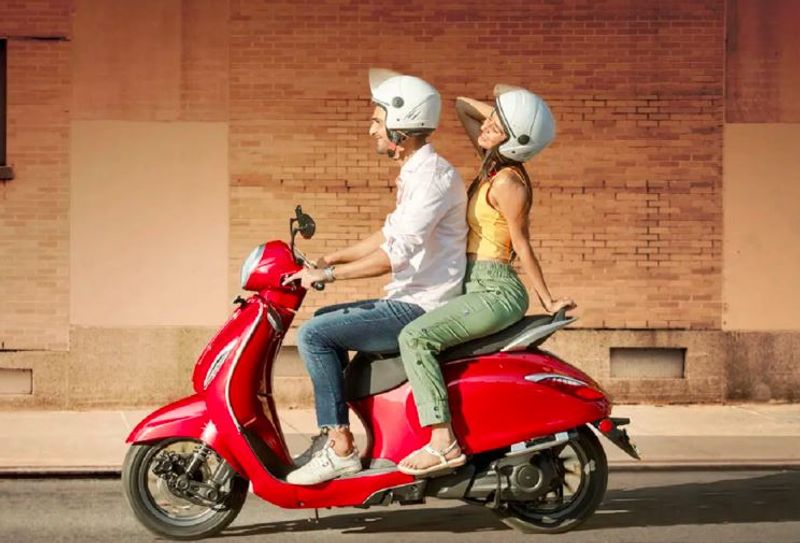 bajaj electric scooter sales started hyderabad know here its downpayment and price everything