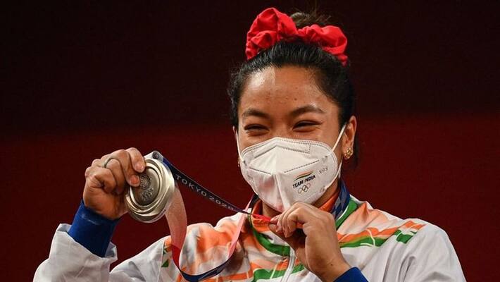 tokyo 2020: This medal dedicated to my country, mirabai chanu emotional tweet CRA tokyo 2020: This medal dedicated to my country, mirabai chanu emotional tweet CRA