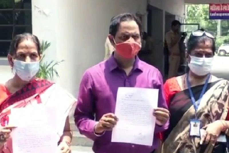 Cheating Case Woman Leaves Her Husband After Love Marriage in Kanpur pod