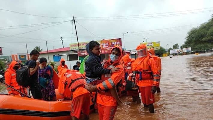 What led to extreme heavy rainfall and flooded Maharashtra ALB What led to extreme heavy rainfall and flooded Maharashtra ALB