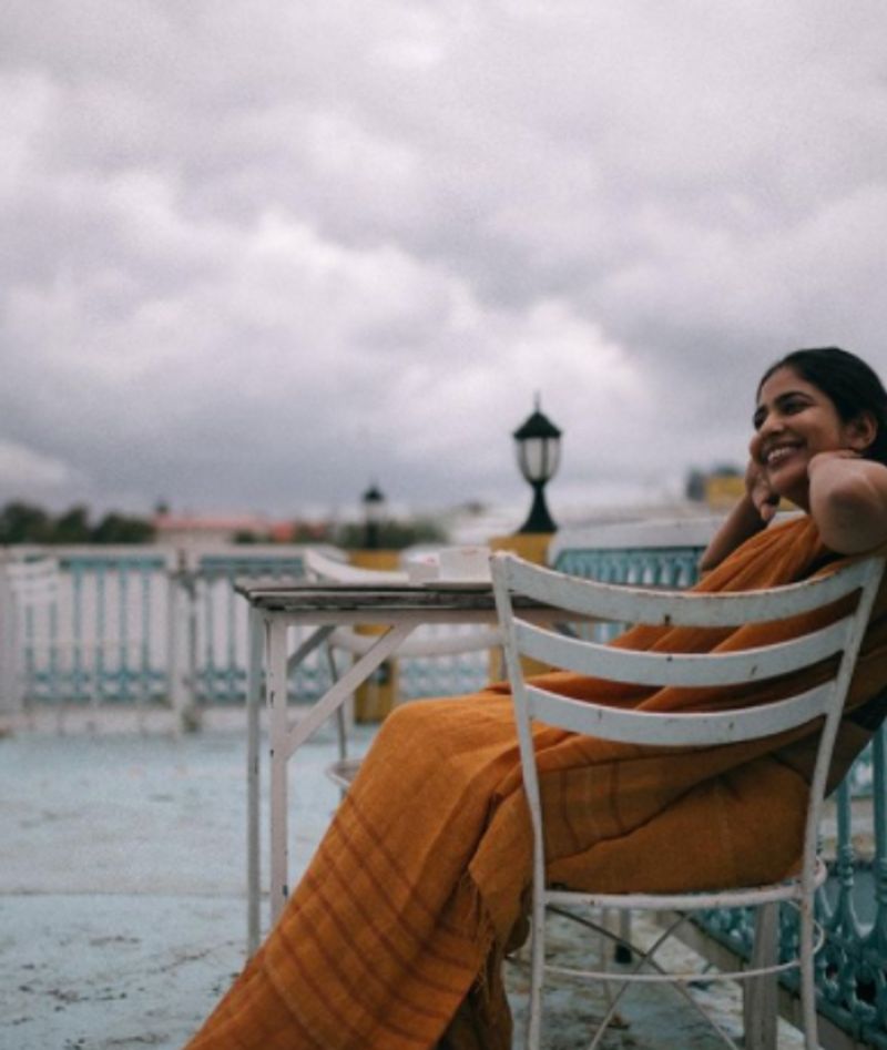 Artist Srinda share her photo