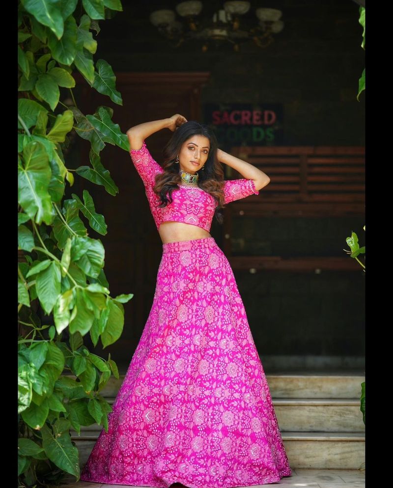 navya swamy hot poses viral anchors and star heroines jealous her hotness arj