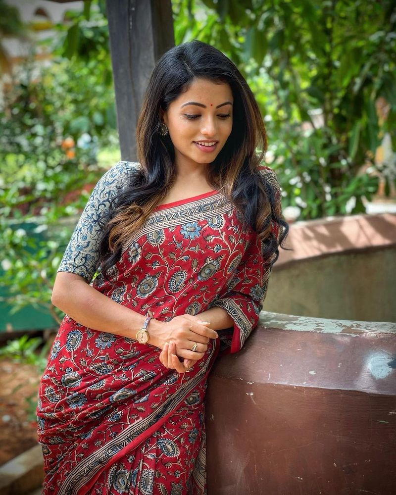 navya swamy hot poses viral anchors and star heroines jealous her hotness arj