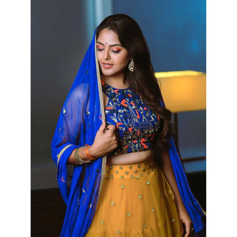 television audience badly missing bigg boss fame monal ksr