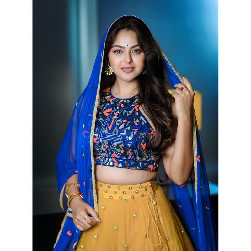 television audience badly missing bigg boss fame monal ksr