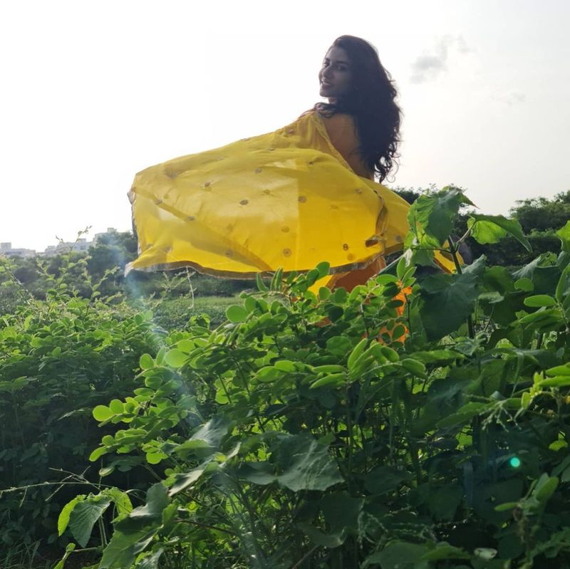 hot anchor vishnu priya sunday special vacation arj