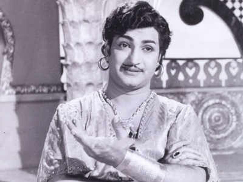 vetaran senior actress jayanthi versatile career ntr comment arj