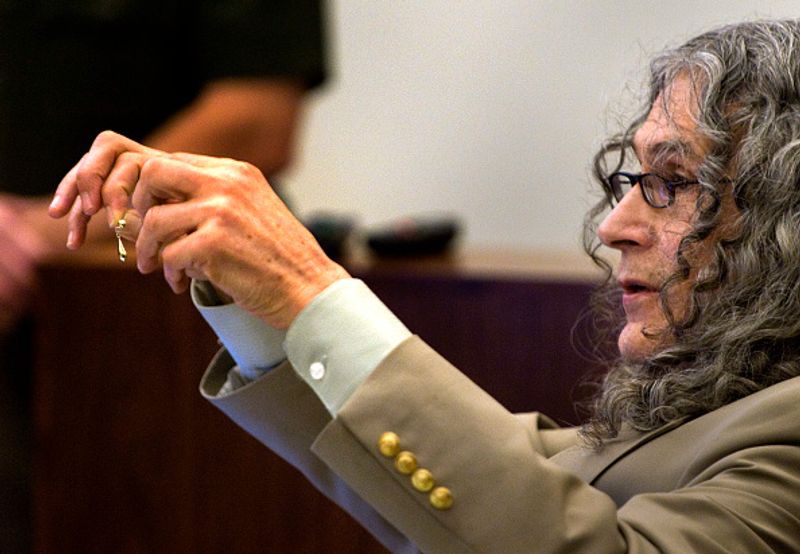 Dating Game Killer Alcala, accused of murdering 130 people, dies in US - bsb