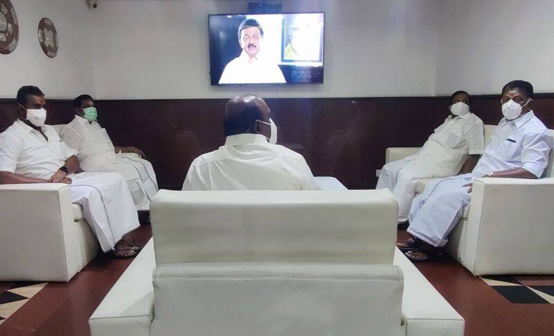 Cm MK Stalin on TV  screen  EPS and OPS at delhi room photo going viral