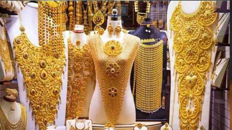 Gold Price Today: Yellow metal prices witnessed a nominal rise while silver also moved up