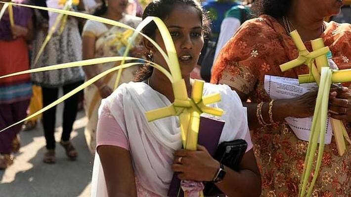 Caste untouchability pervading Christian churches .. Demand to Government, court to intervene. Caste untouchability pervading Christian churches .. Demand to Government, court to intervene.