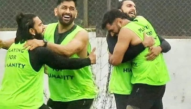 Ranveer Singh shares pics with Mahindra Singh dhoni during Exhibition match CRA