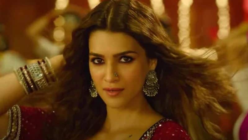 Mimi Movie Review: Kriti Sanon reborn as an actor, film delivers emotions wrapped in a  blanket of laughter-SYT