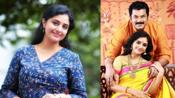 dancer Methil devika reacting to divorce news dancer Methil devika reacting to divorce news