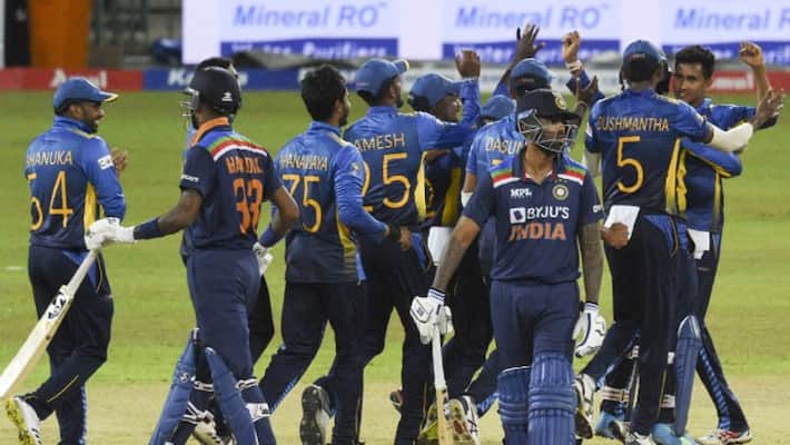SL v IND Sunil Gavaskar recommend two replacement for Hardik Pandya as all rounder SL v IND Sunil Gavaskar recommend two replacement for Hardik Pandya as all rounder