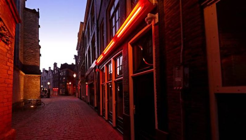 Amsterdam is giving tourists the chance to marry a local for the day bpsb