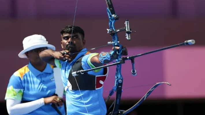 Tokyo Olympics 2020: Indian archer Pravin Jadhav beats Russian opponent Galsan Bazarzhapov in men's individual archery dva Tokyo Olympics 2020: Indian archer Pravin Jadhav beats Russian opponent Galsan Bazarzhapov in men's individual archery dva