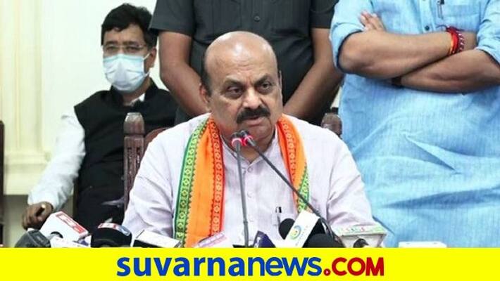 covid 19 CM Basavaraj Bommai To Hold Meeting With DCs Of border Districts snr covid 19 CM Basavaraj Bommai To Hold Meeting With DCs Of border Districts snr