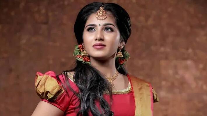 Maneesha Mohan share her photo Maneesha Mohan share her photo