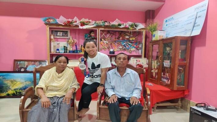 Mirabai Chanu felicitate truck drivers who helped her during budding days as wrestler Mirabai Chanu felicitate truck drivers who helped her during budding days as wrestler