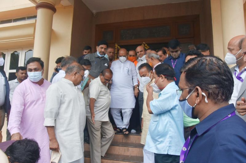 CM Basavaraj Bommai Talks Over Hubballi Dharwad grg