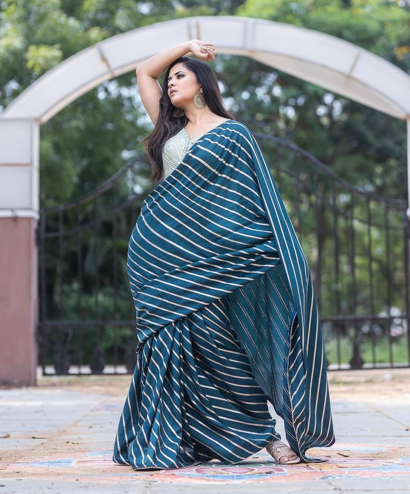 i am not perfect jabardasth anchor anasuya sensational and bold post shaking internet arj