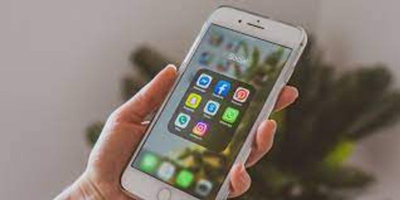How can you protect your cell phone from Hacking bmm