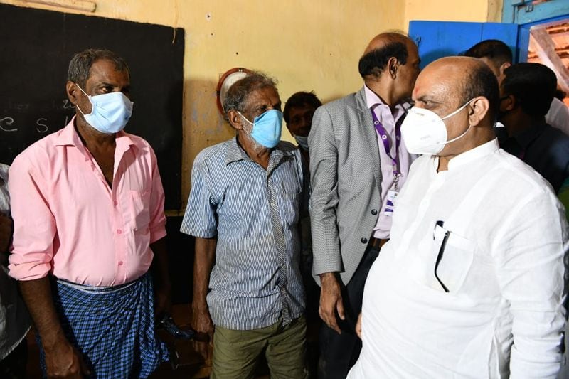 Karnataka CM Basavaraj Bommai visit flood-hit areas of Uttara Kannada mah