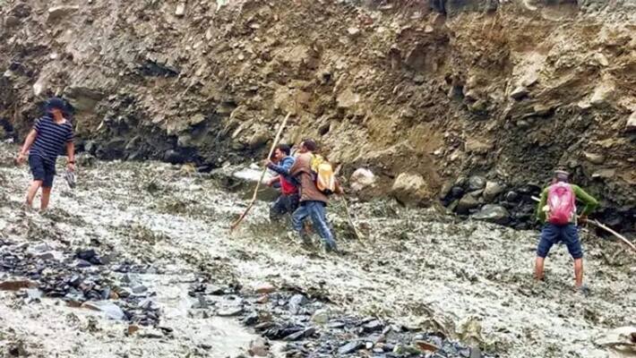 204 People stranded in Himachal's Lahaul And Spiti 204 People stranded in Himachal's Lahaul And Spiti