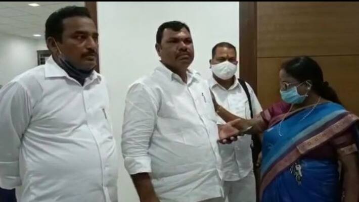 ysrtp leader narasimha reddy sensational comments on party posts akp ysrtp leader narasimha reddy sensational comments on party posts akp