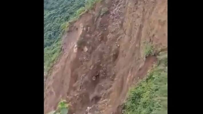 landslide in himachal pradesh watch viral video of a dramatic road collapse bsm landslide in himachal pradesh watch viral video of a dramatic road collapse bsm