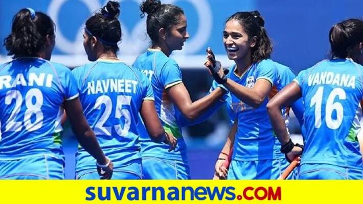 Tokyo Olympics Indian Womens Hockey Team take on Australia in Quarter Final Match kvn Tokyo Olympics Indian Womens Hockey Team take on Australia in Quarter Final Match kvn