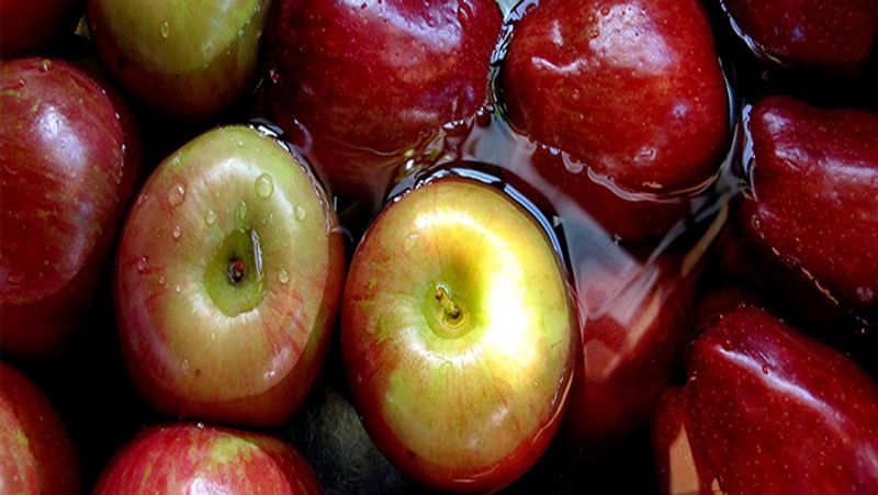 Kitchen Tips: 7 Easy hacks to keep Vegetables and fruits Fresh in monsoon season