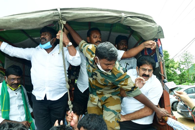 tdp leader vangalapudi anitha arrested at telugu desam party head office in mangalagiri ksp
