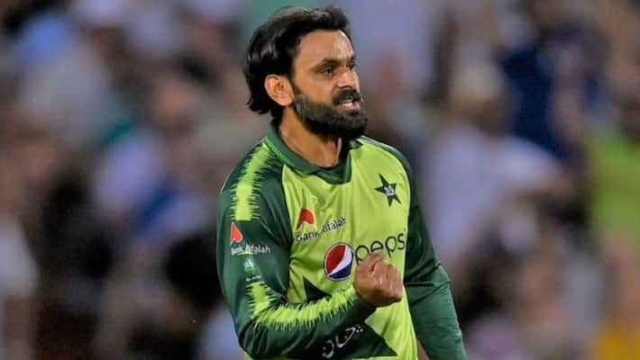 pakistan beat west indies in second t20 with the help of mohammad hafeez amazing bowling spell pakistan beat west indies in second t20 with the help of mohammad hafeez amazing bowling spell