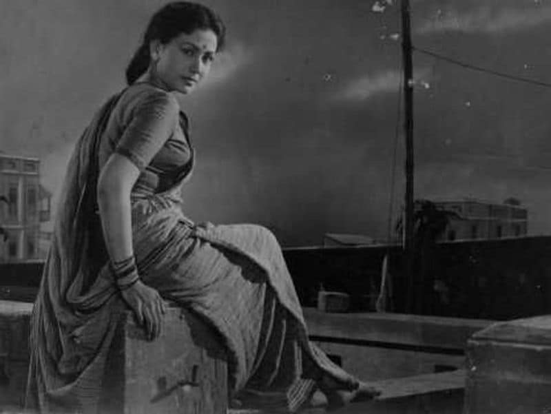 Pakeezah to Sahib Bibi Aur Ghulam: 7 classics of Meena Kumari you should not miss RCB