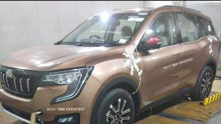 Mahindra XUV 700 Spied Again Mahindra XUV 700 Spied Again