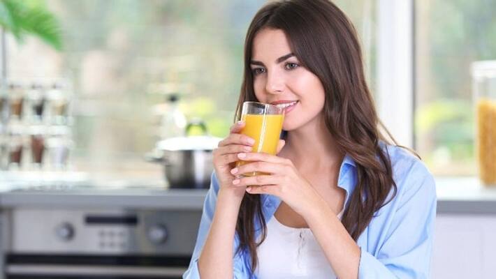 Add these drinks to your Diet for healthy and Glowing Skin Add these drinks to your Diet for healthy and Glowing Skin