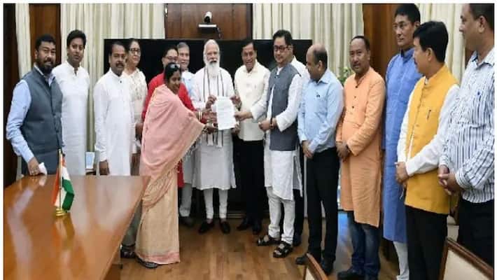 north east MPs submit memorandum to prime minister narendra modi blaming congress north east MPs submit memorandum to prime minister narendra modi blaming congress
