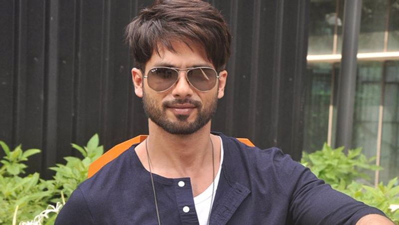 know bollywood star Shahid Kapoor straggle time bjc